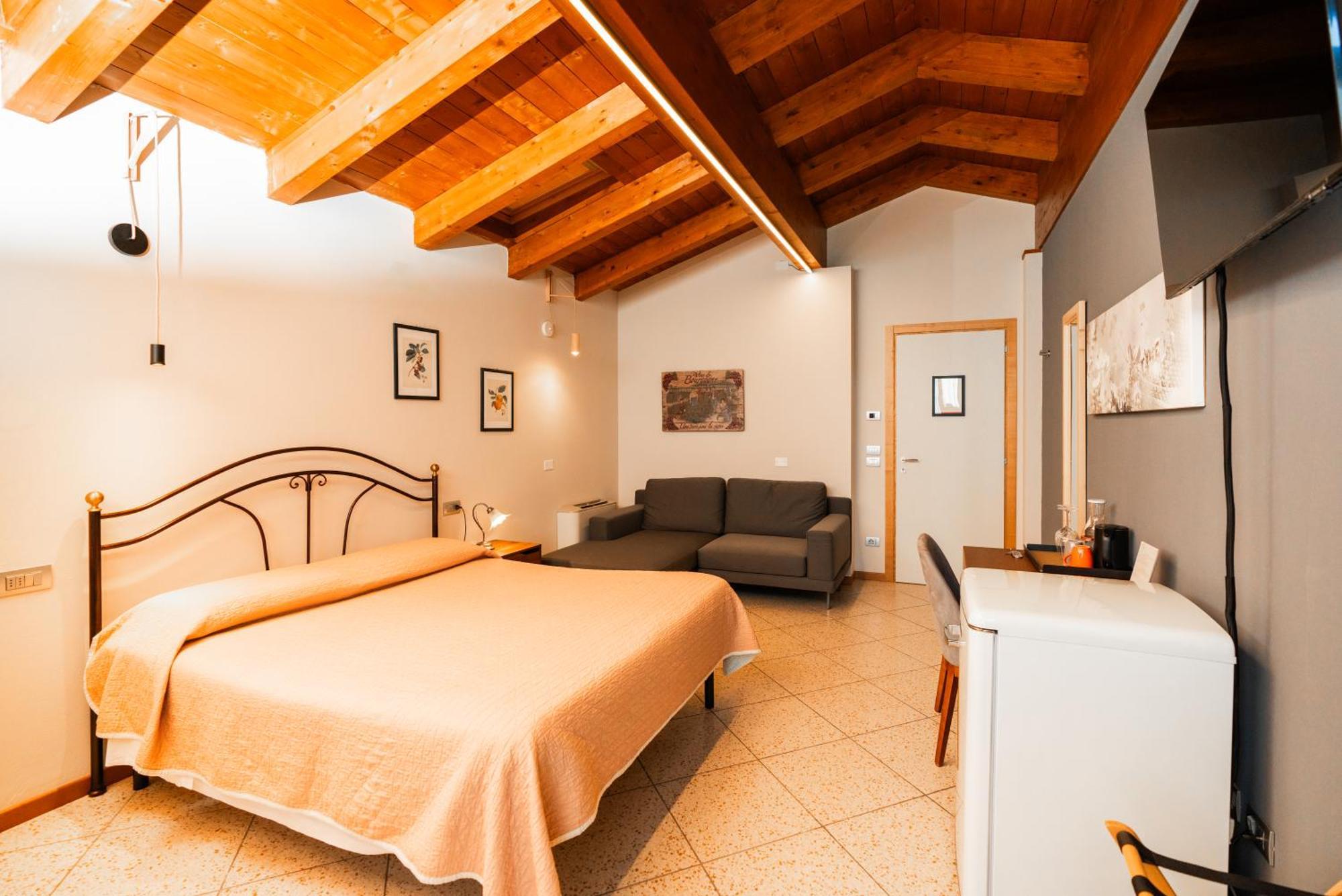 Agriturismo Dei Grippi Sona Εξωτερικό φωτογραφία