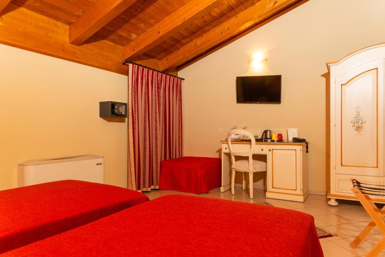 Agriturismo Dei Grippi Sona Εξωτερικό φωτογραφία
