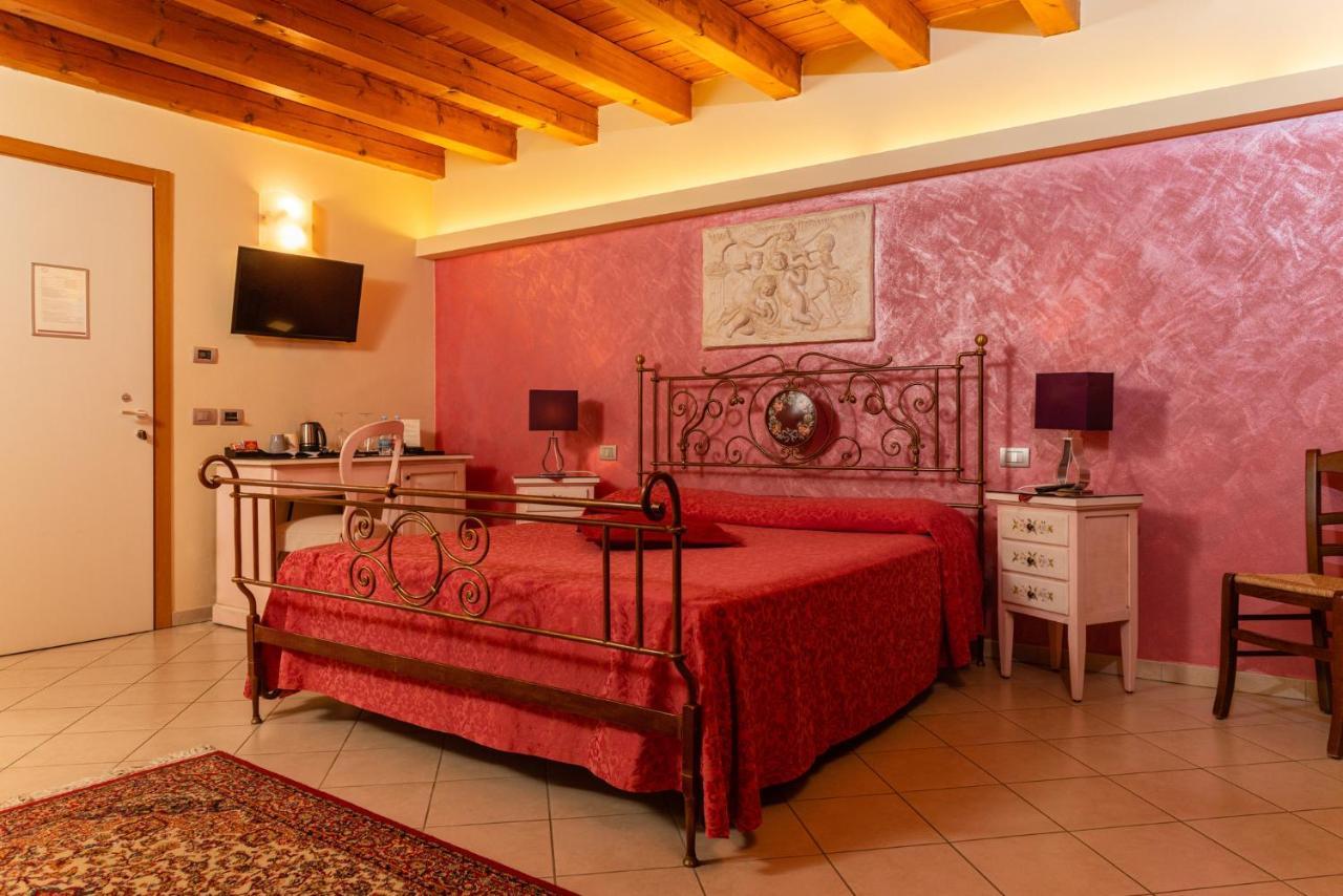 Agriturismo Dei Grippi Sona Εξωτερικό φωτογραφία