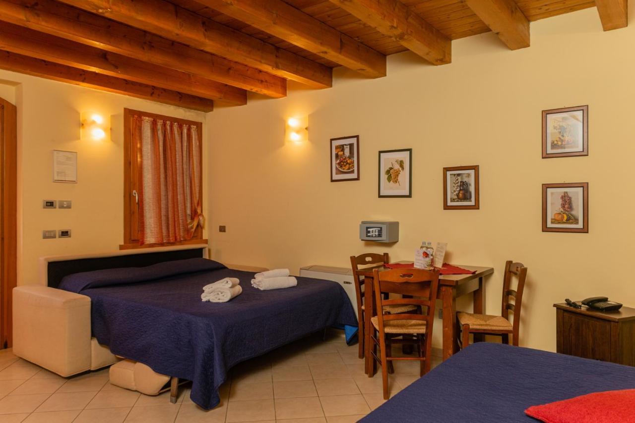 Agriturismo Dei Grippi Sona Εξωτερικό φωτογραφία